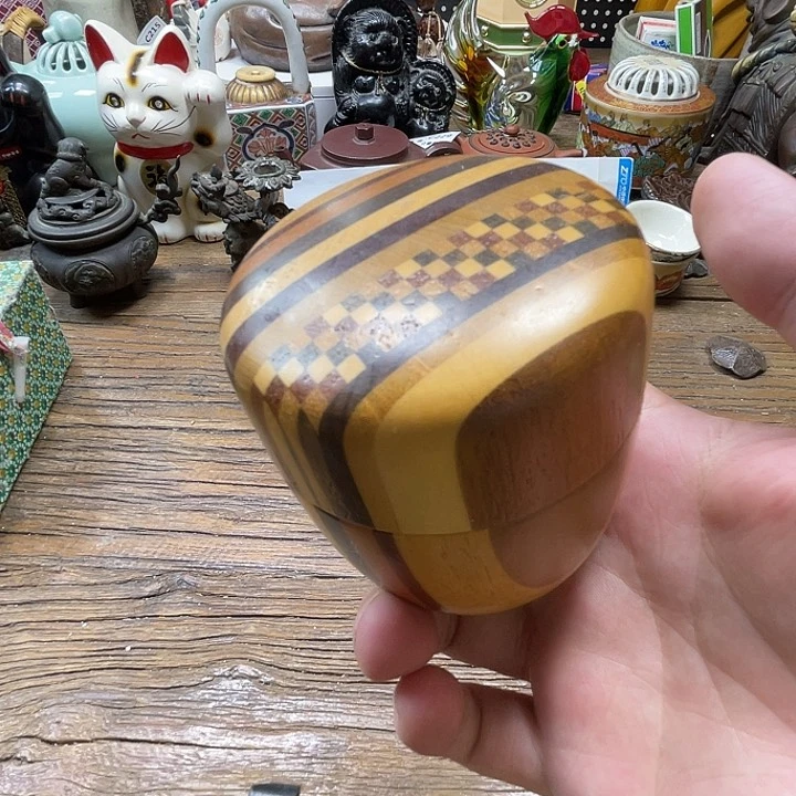 瓷片是大概韩剧家门口