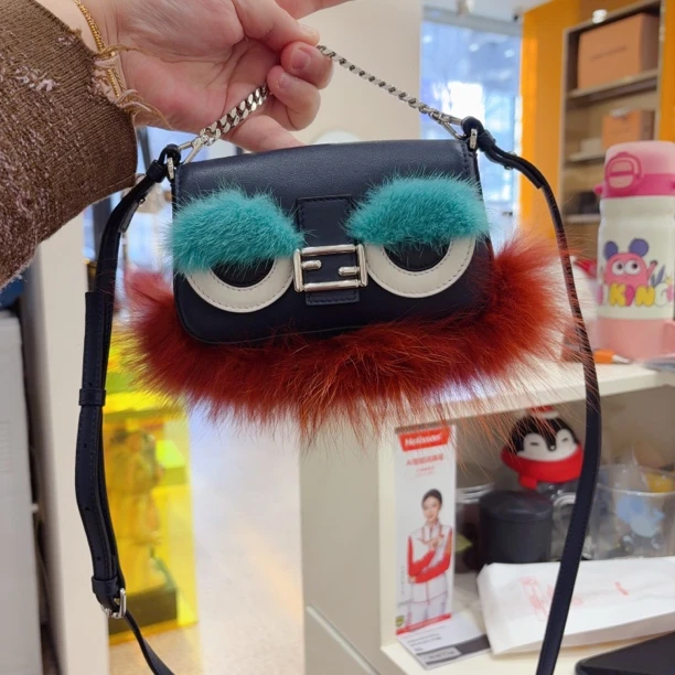 95新 FENDI/芬迪 98新fendi芬迪小可爱