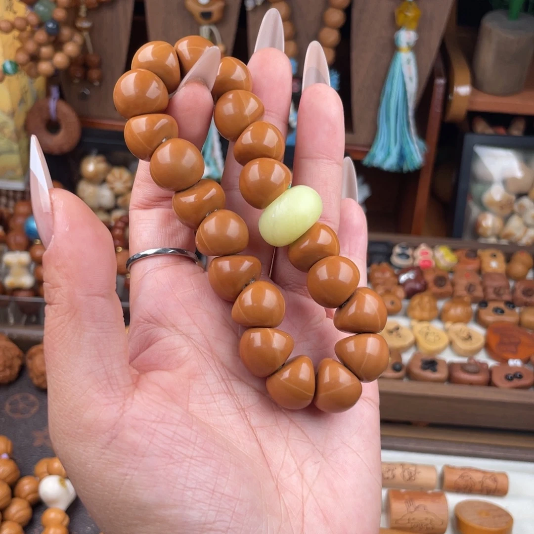 猴头核桃吊坠蒜瓣大肠