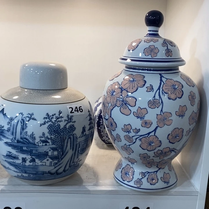 【闪购商品】摆件康*牛陶瓷罐子两个摆件