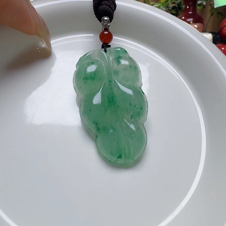 习***姐石英质玉未镶嵌颈饰