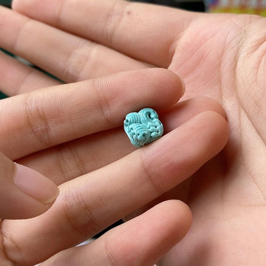 绿松石未镶嵌珠宝奇石