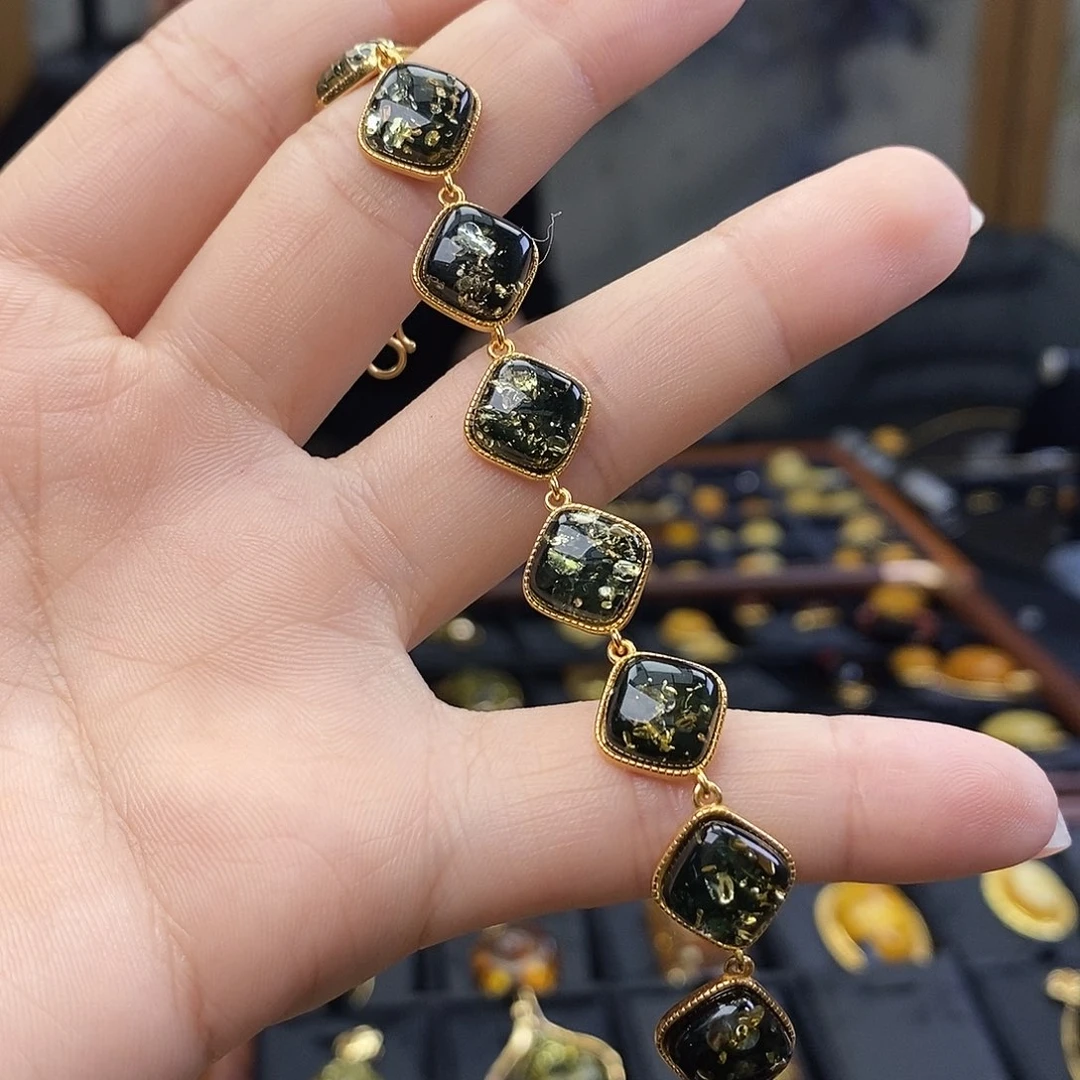 琥珀未镶嵌裸石成品