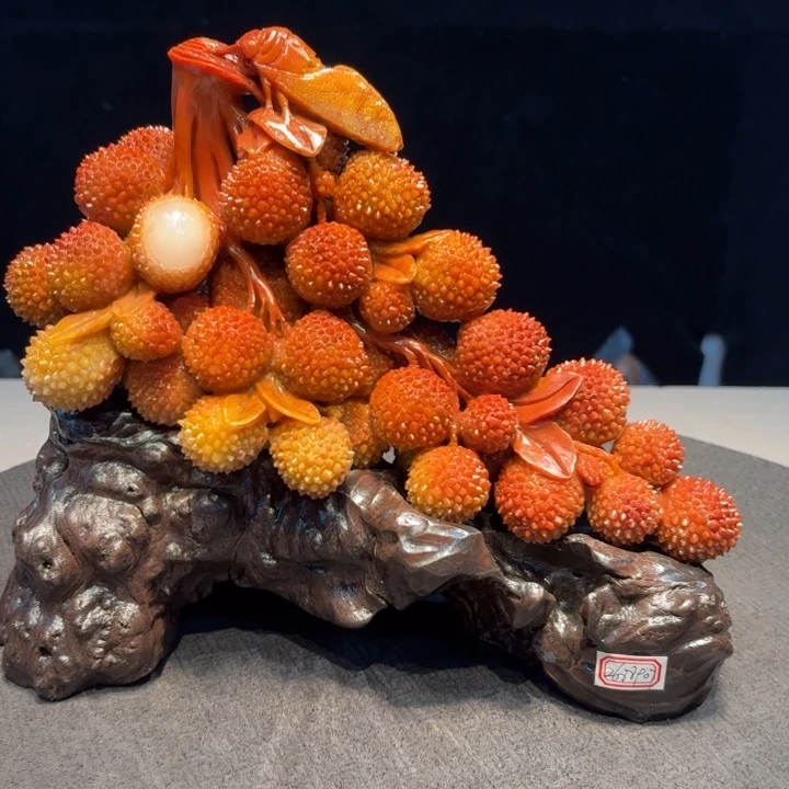 高***和寿山石荔枝摆件艺术品