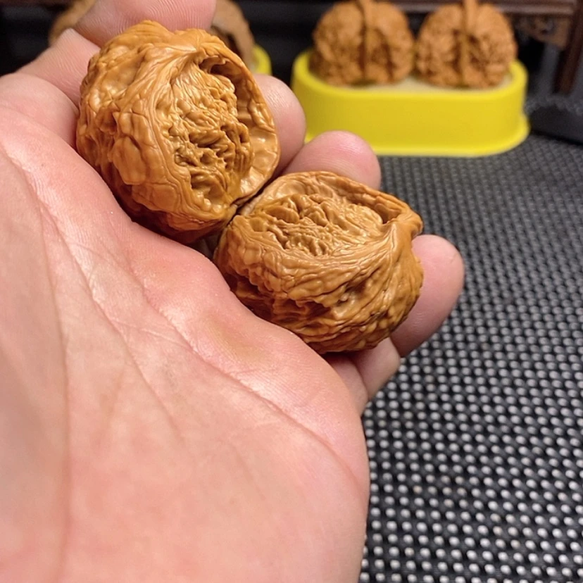 【闪购商品】文玩核桃吊坠房****）精品课程的教学工作