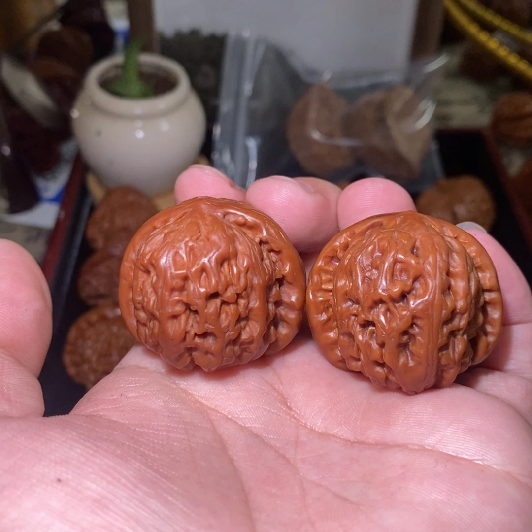 文玩核桃吊坠38.38.31白狮子球白