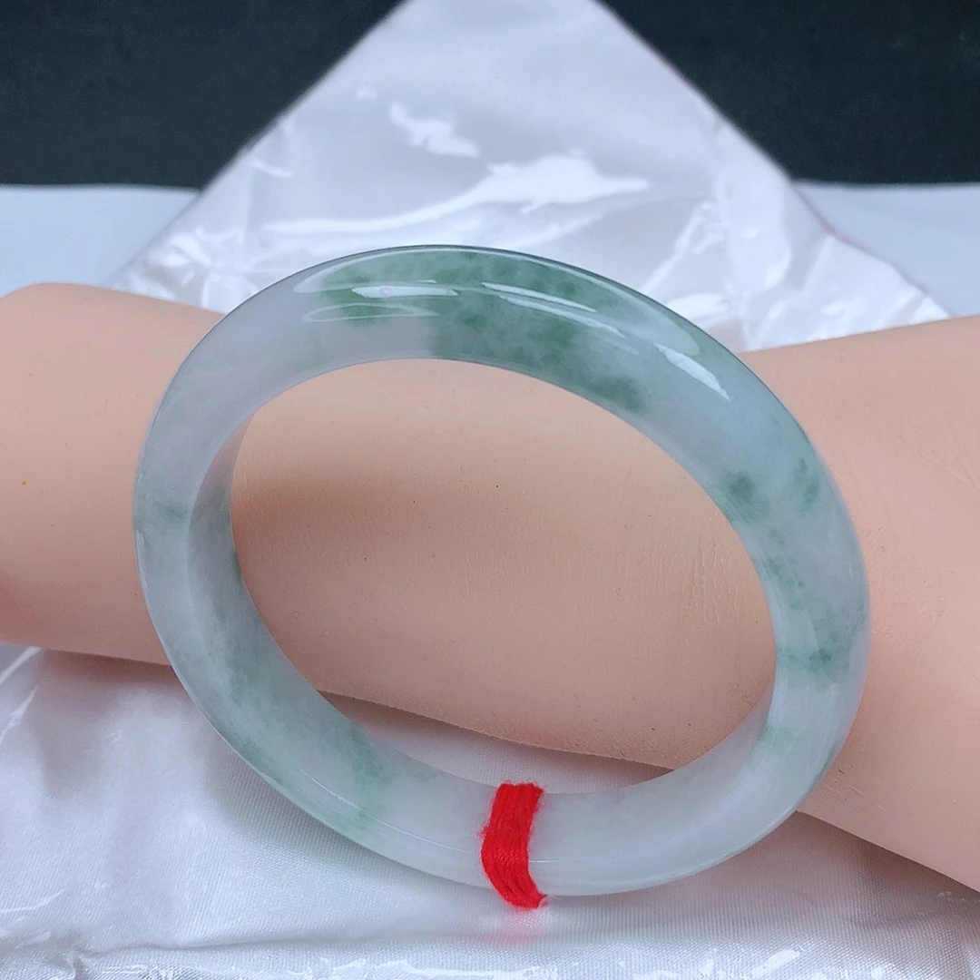 【闪购商品】翡翠手镯未镶嵌，56
