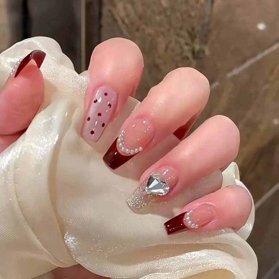 【勤勤-穿戴甲】爆款奢华高颜值穿戴甲2024火爆款秋冬高级感显白