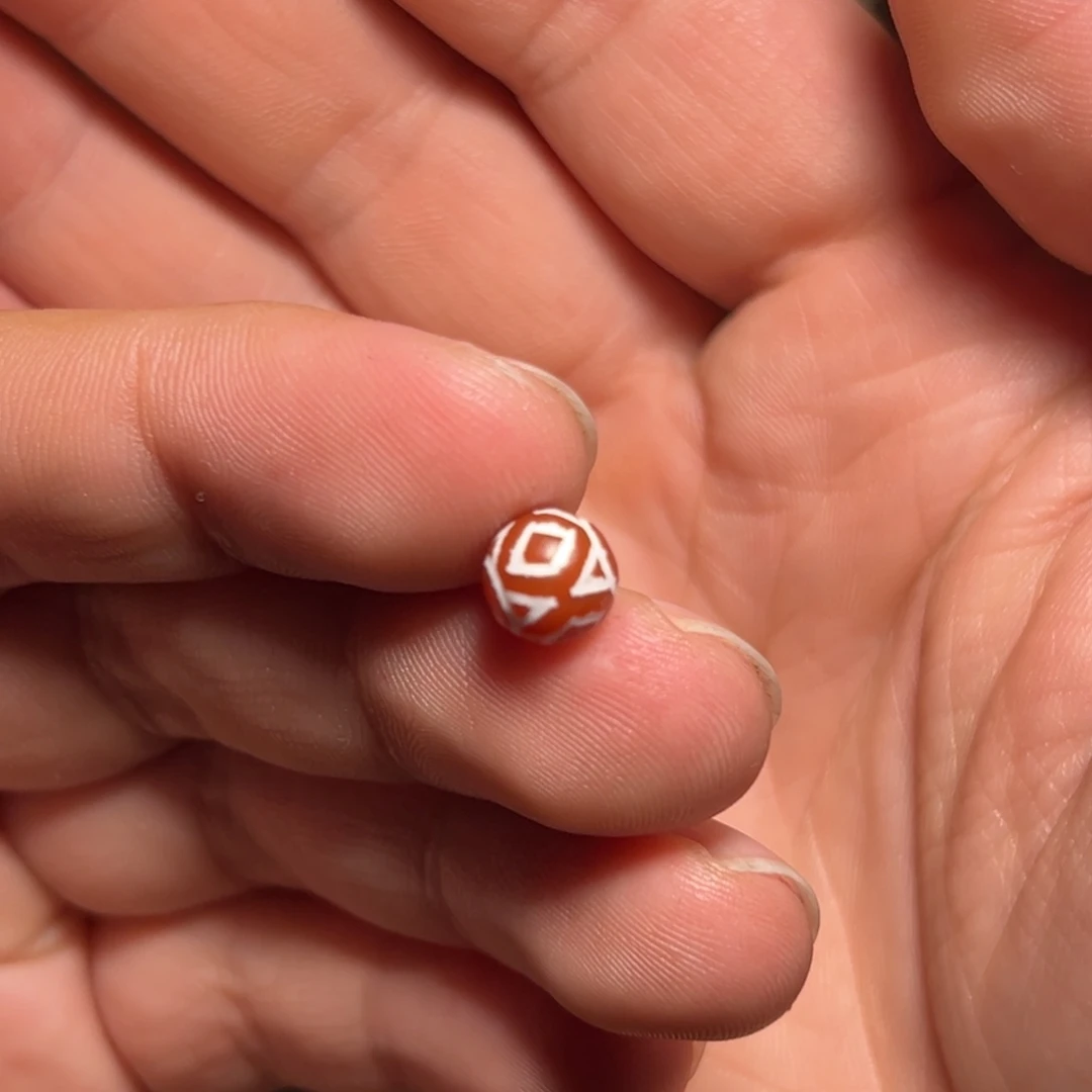 玛瑙/玉髓未镶嵌珠宝奇石