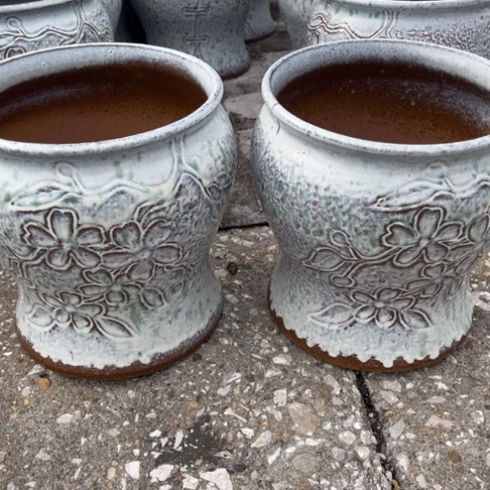 红陶口20高22瑕疵