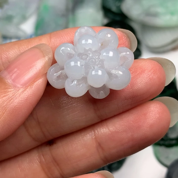 欣***E颈饰未镶嵌翡翠翡翠
