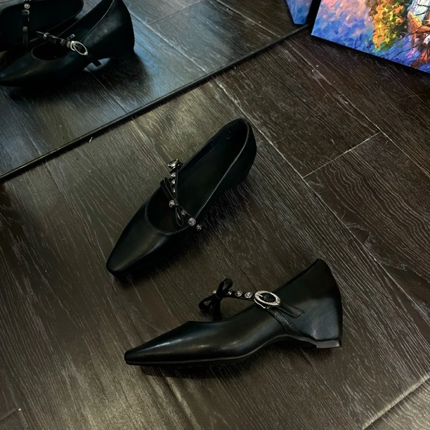 蝴蝶结增高浅口粗跟纯色尖头单鞋百搭中跟休闲漆皮平底方头真皮