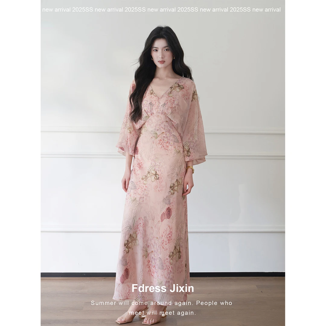 寄信《肉桂粉》夏意盎然水彩晕染 v领印花斜裁显瘦长裙气质连衣裙