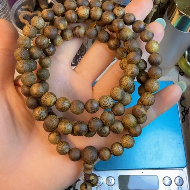 沉香沉香碎屑莺歌绿奇楠08虫漏多圈21.3克