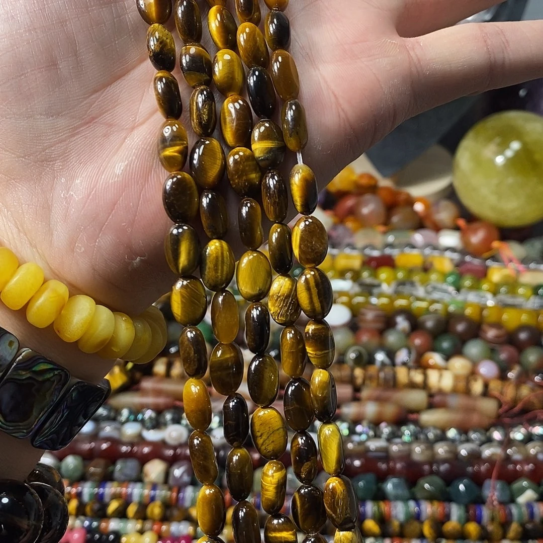 石英质玉未镶嵌，A品虎眼旦型8×10mm，