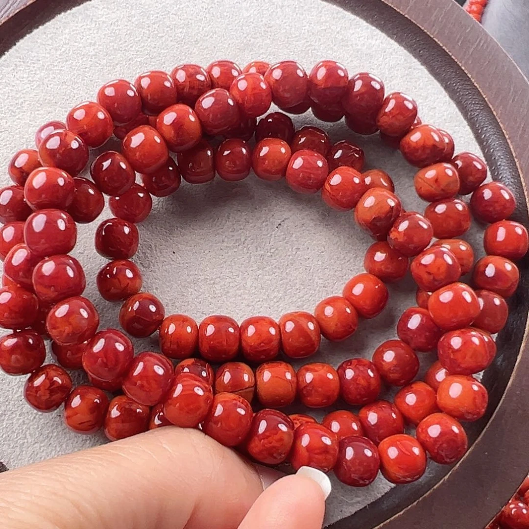 南红玛瑙多圈未镶嵌开****。