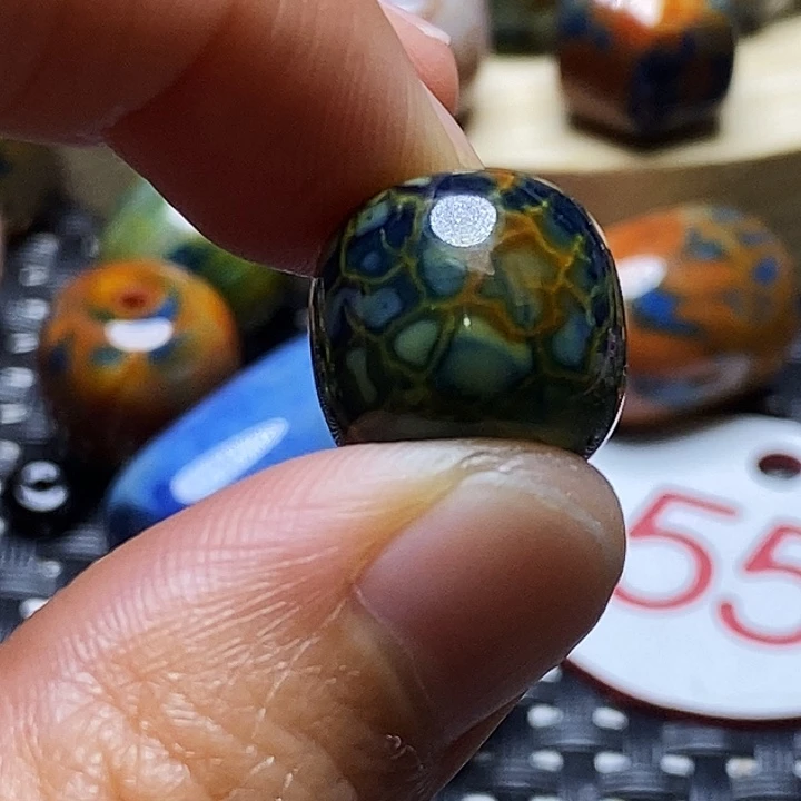 【***³玛瑙/玉髓未镶嵌颈饰