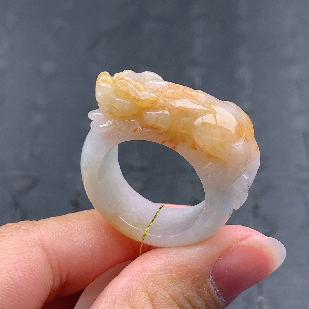 23号缅甸天然A货翡翠 T568内径20.5/10/4.5mm 飘黄翡貔貅戒指扳指