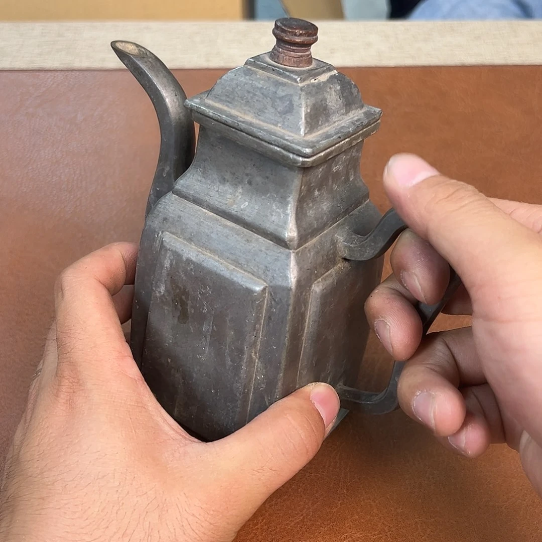 紫砂瑾煜古美术，欢迎各位老板若*