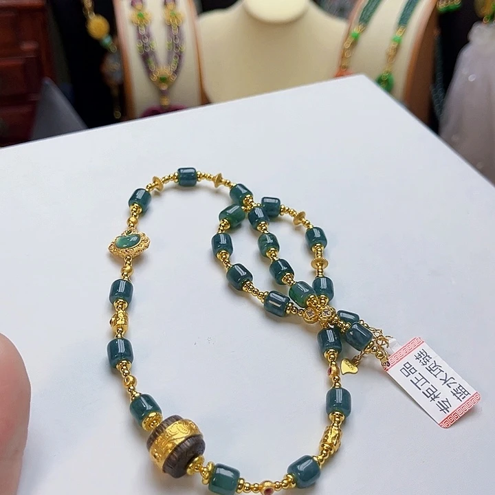 *****翡翠未镶嵌颈饰炸福利