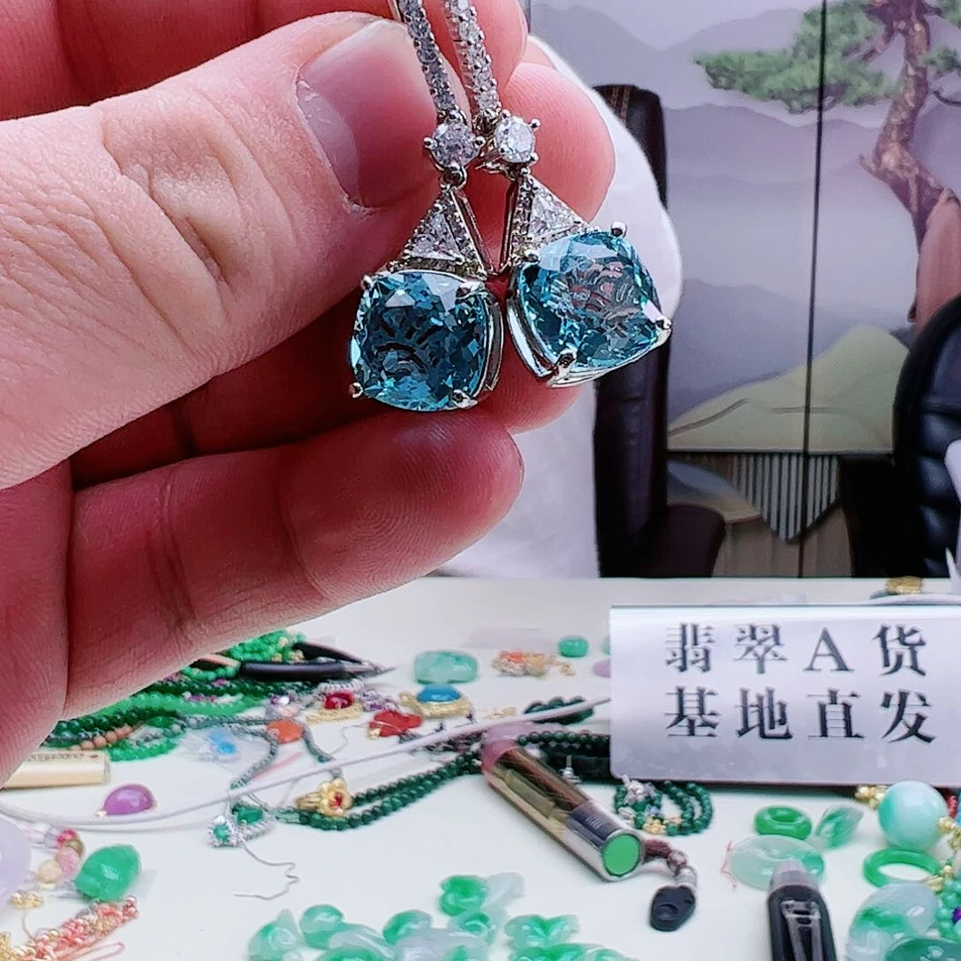 翡翠吊坠(赠链)银S925镶嵌兴**瓷