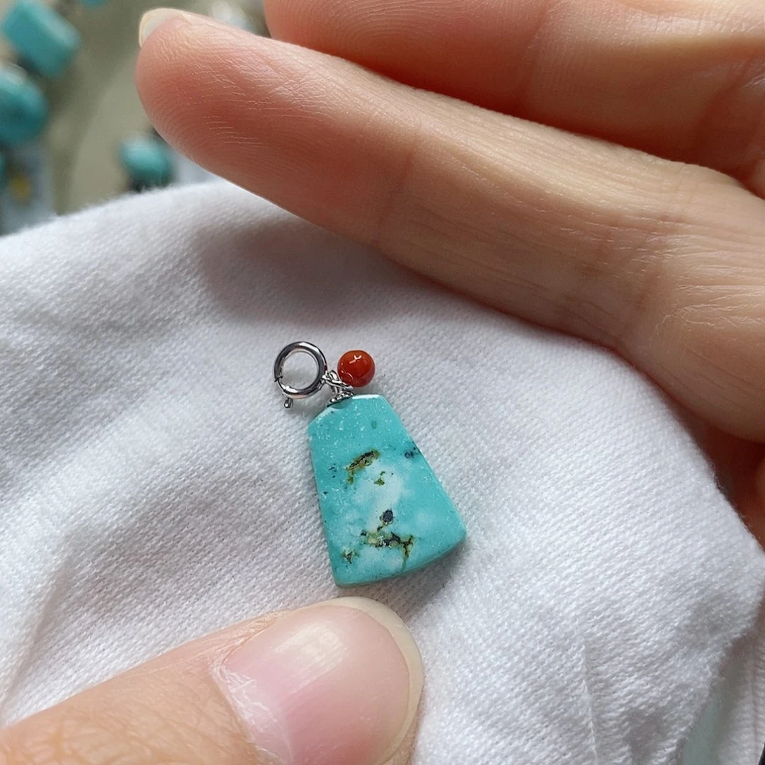 南红玛瑙未镶嵌珠宝奇石