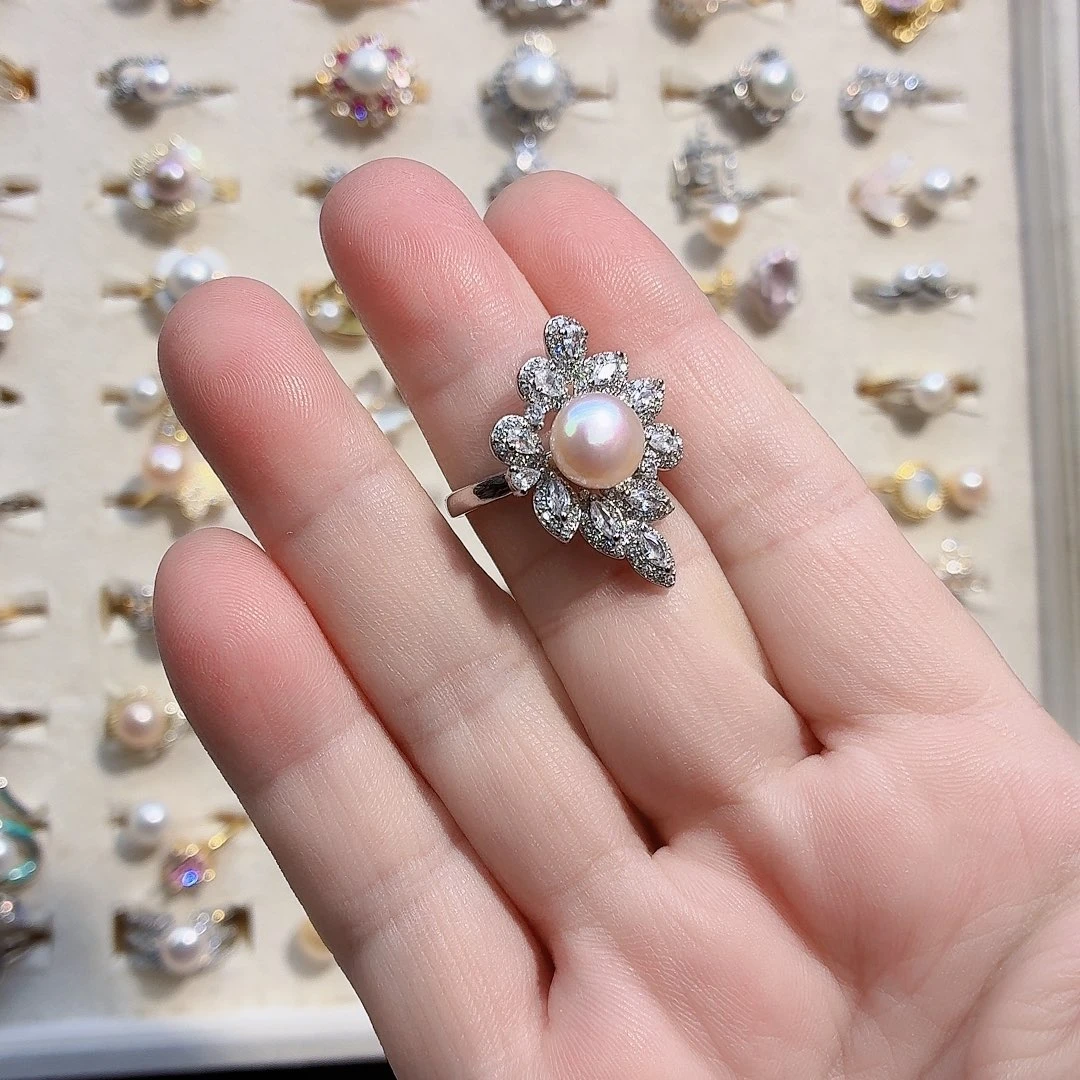 川***梨淡水珍珠合金耳饰