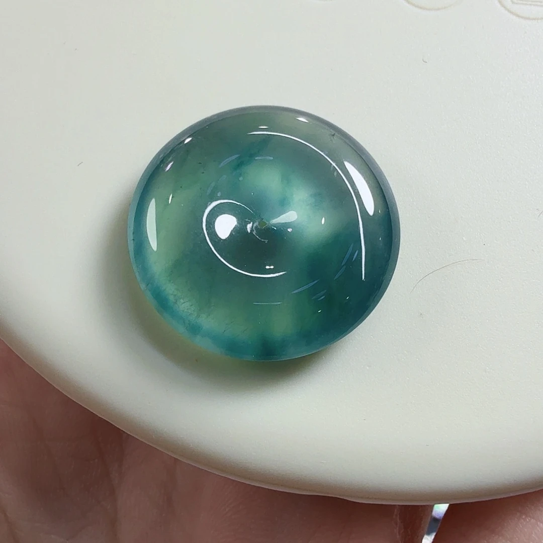 翡翠未镶嵌颈饰平安扣