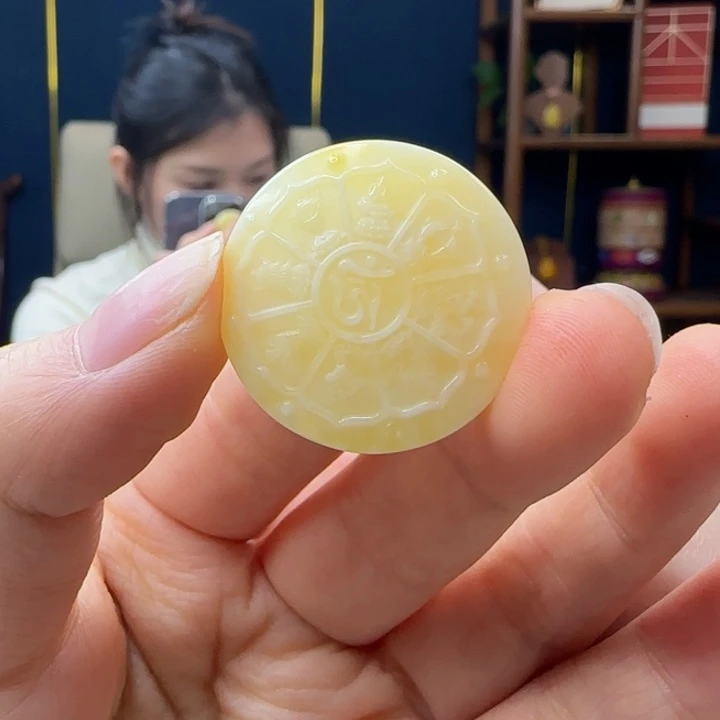 蜜蜡吊坠(赠链)未镶嵌心*?
