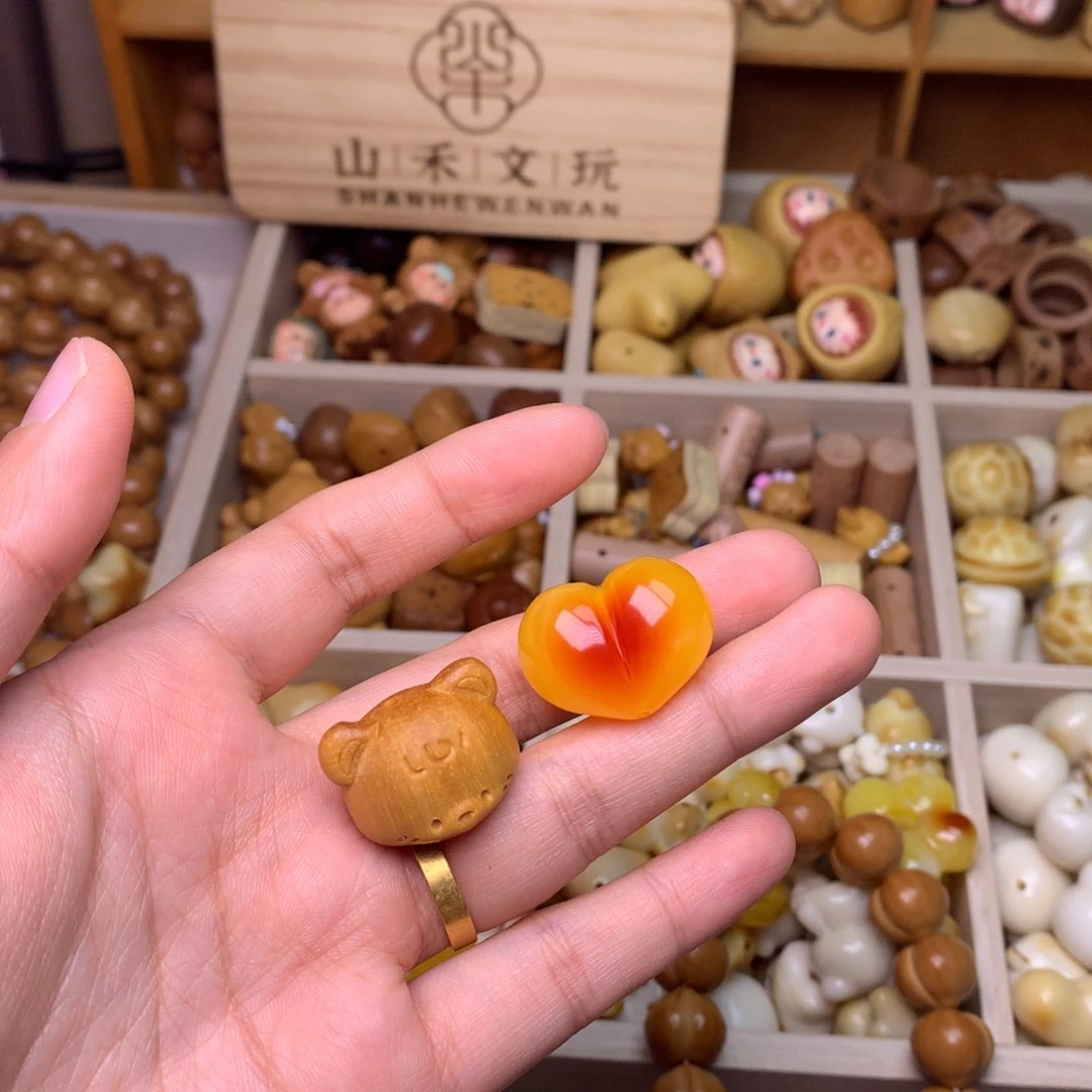 吊坠猴头核桃龙炎老型，爱心，小熊