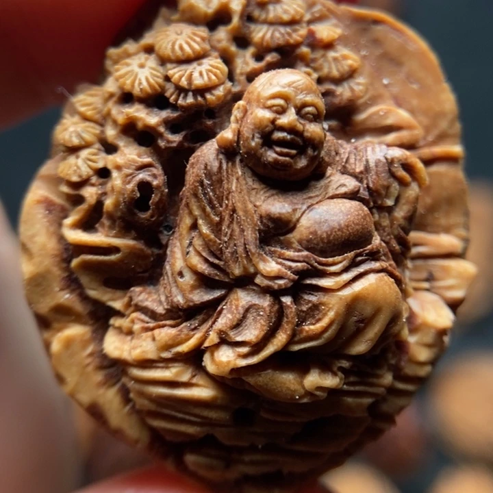 桃核手工浮雕弥勒