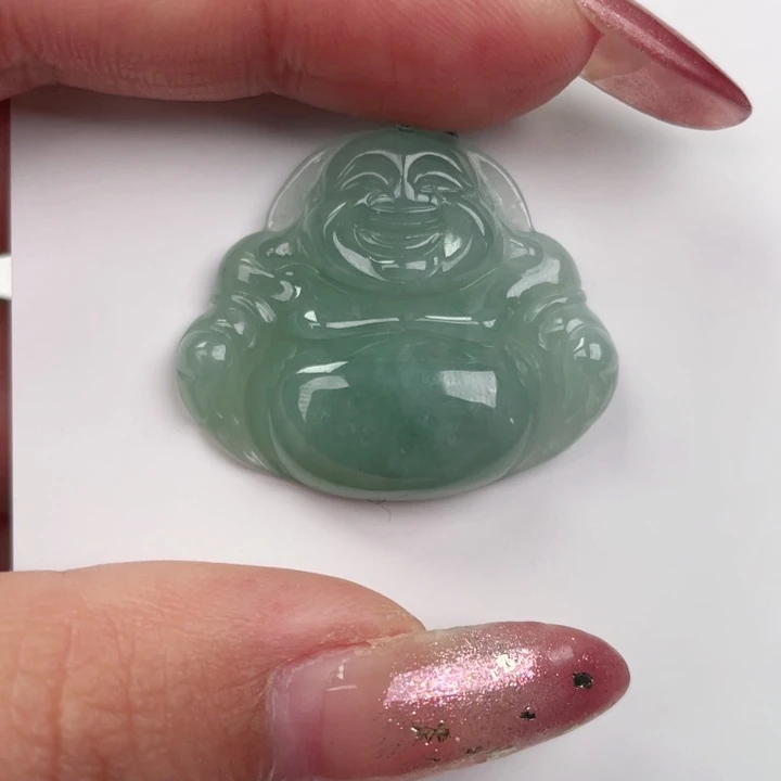 翡翠未镶嵌颈饰佛公