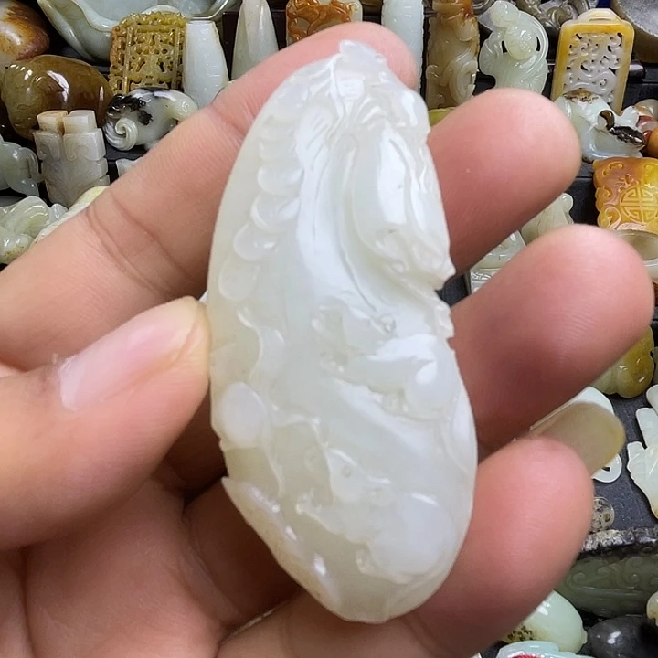 颈饰未镶嵌和田玉