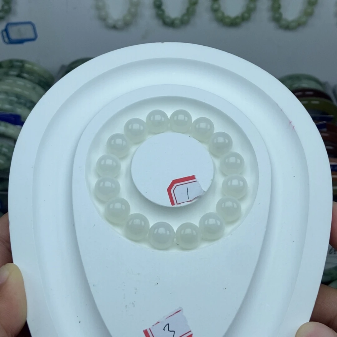 未镶嵌蛇纹石玉手链