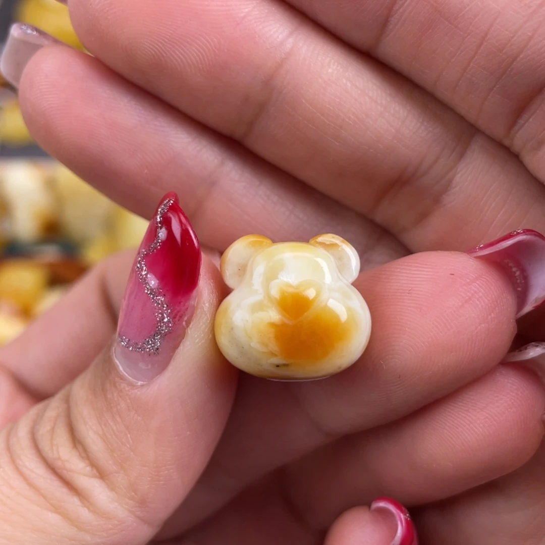 琥珀裸石未镶嵌蜜蜡