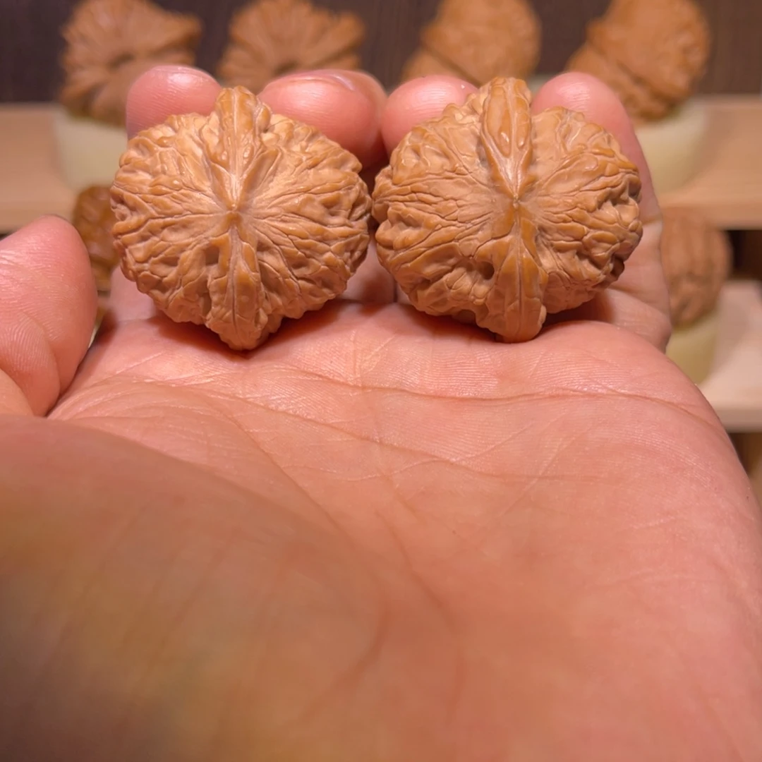 吊坠桃核36全品小金鱼