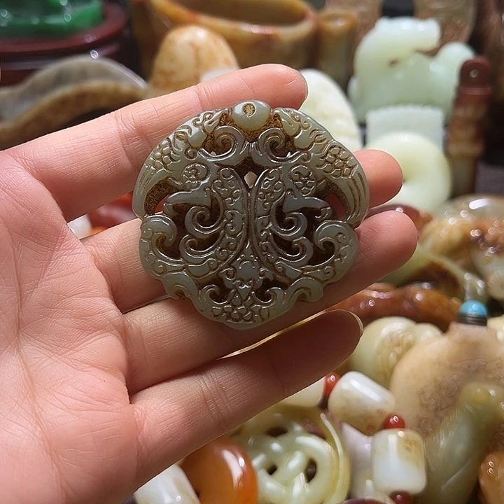 和田玉未镶嵌挂件