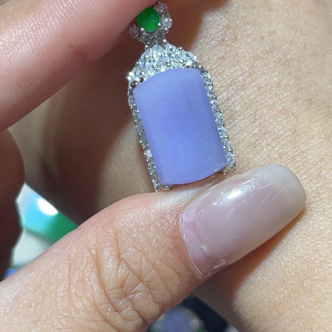 颈饰银S925镶嵌翡翠吊坠