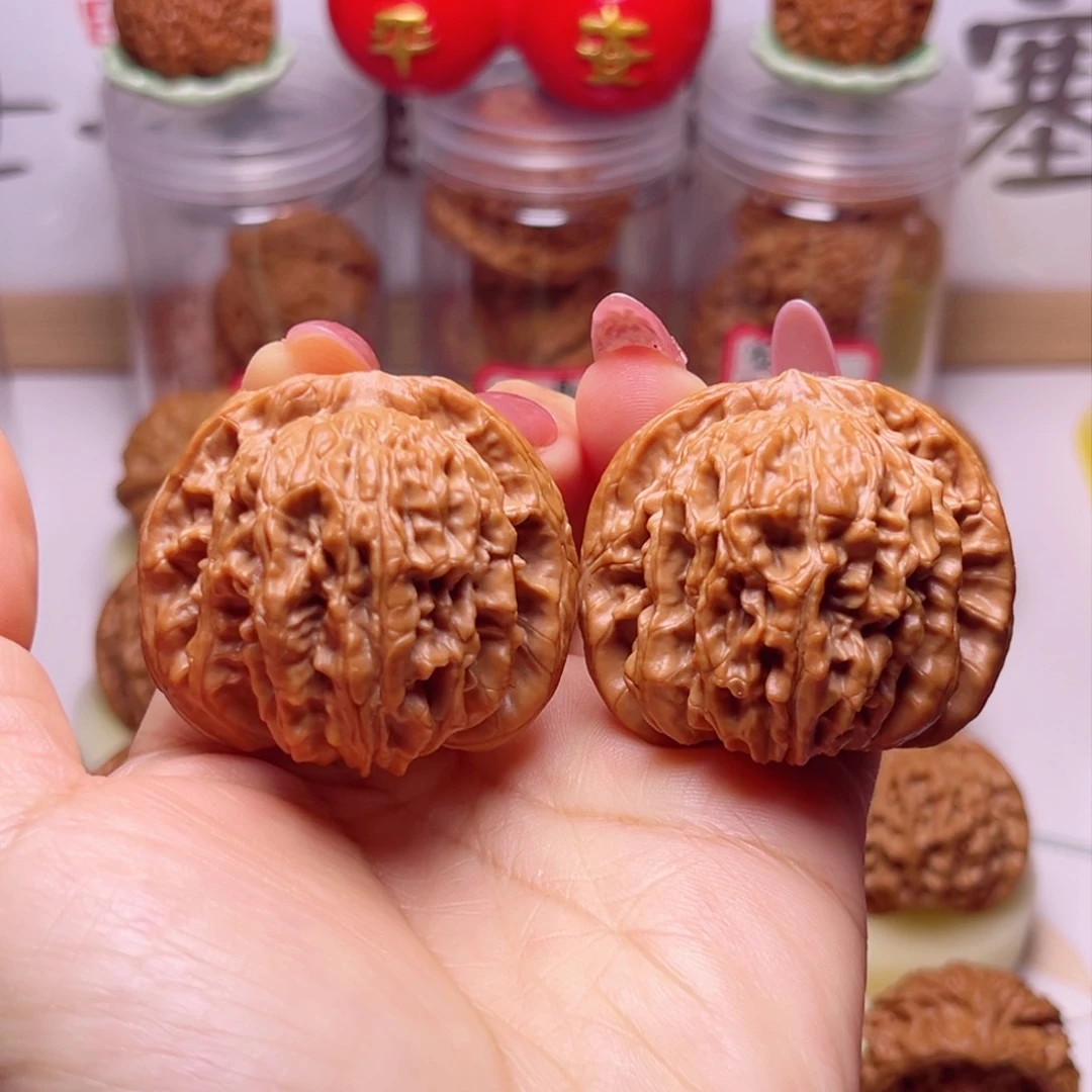 文玩核桃吊坠44尺汉高美楼