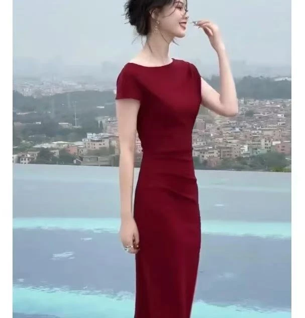 2025夏季新款通勤显瘦收腰气质修身包臀后开叉优雅中长款连衣裙