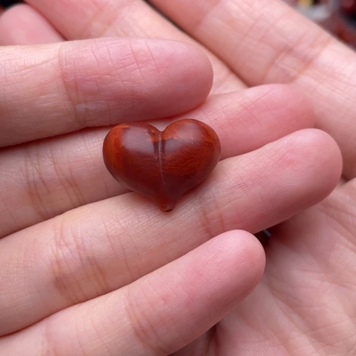 南红玛瑙未镶嵌珠宝奇石屁桃配饰