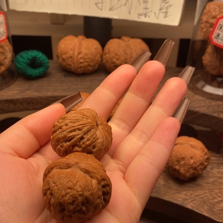 吊坠文玩核桃36元宝