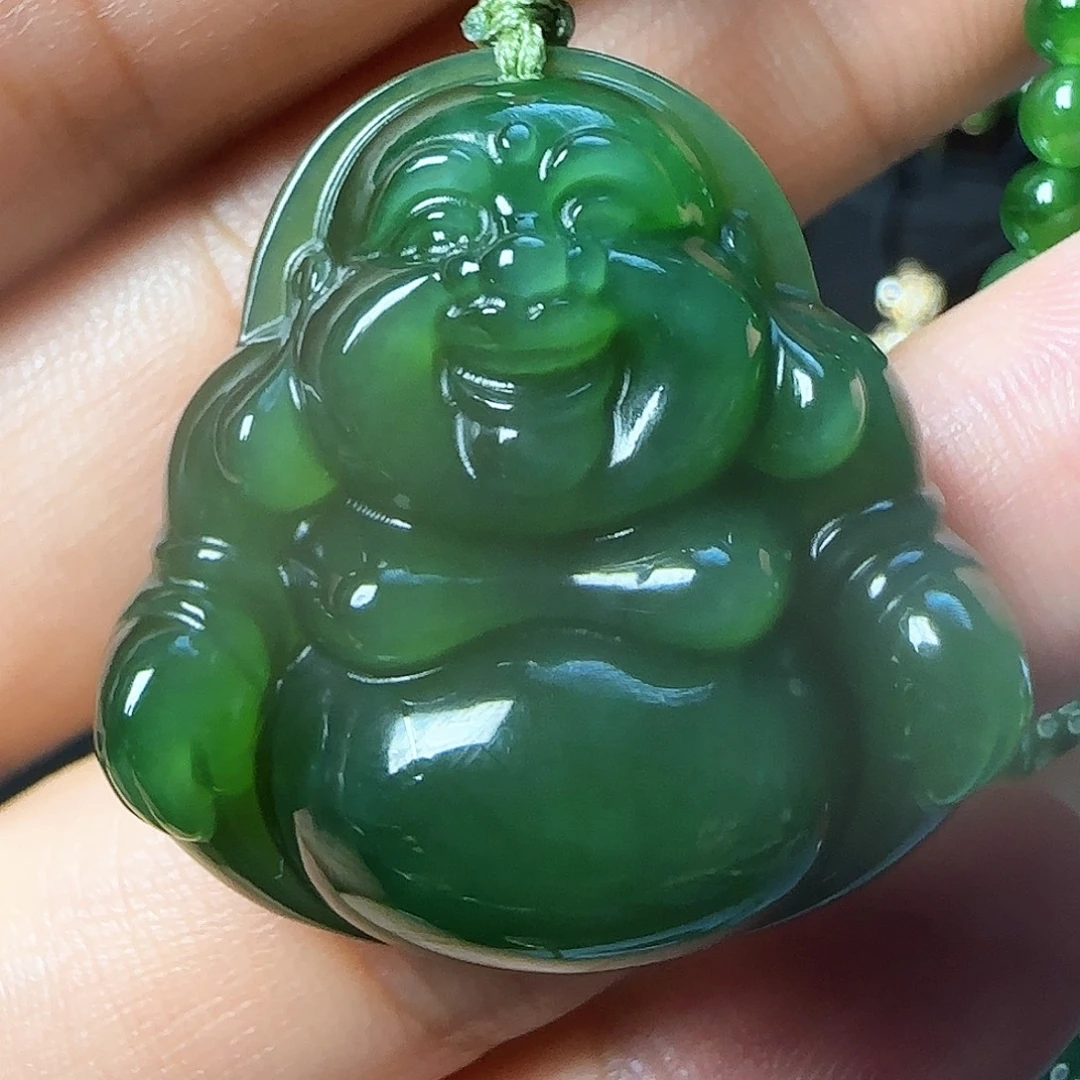 颈饰未镶嵌和田玉（碧玉）