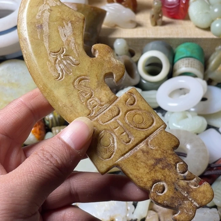 和田玉未镶嵌吊坠(不含链)