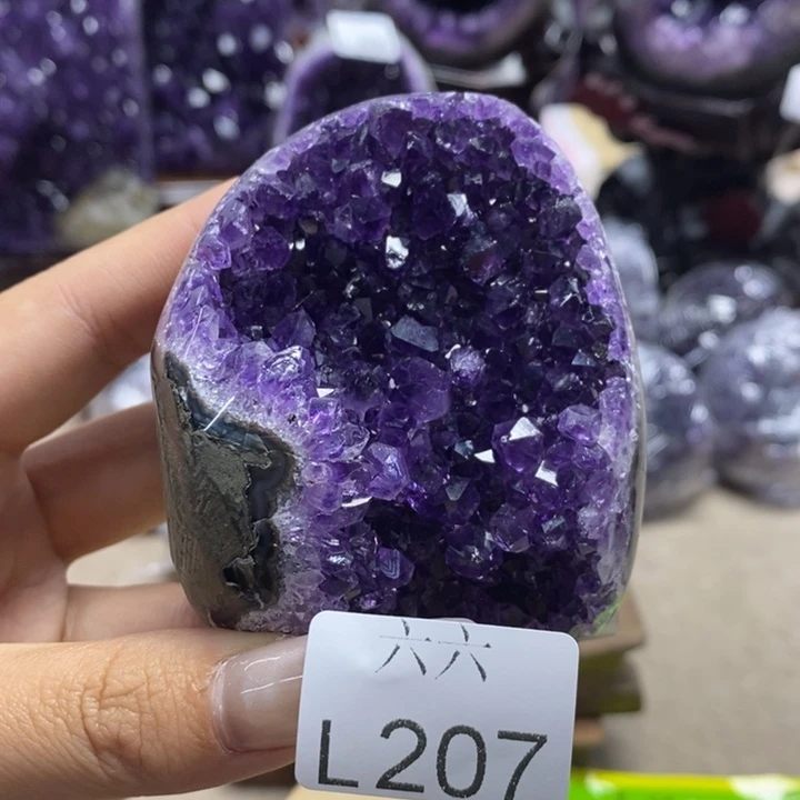 紫晶未镶嵌大型摆件（非配饰）摆件