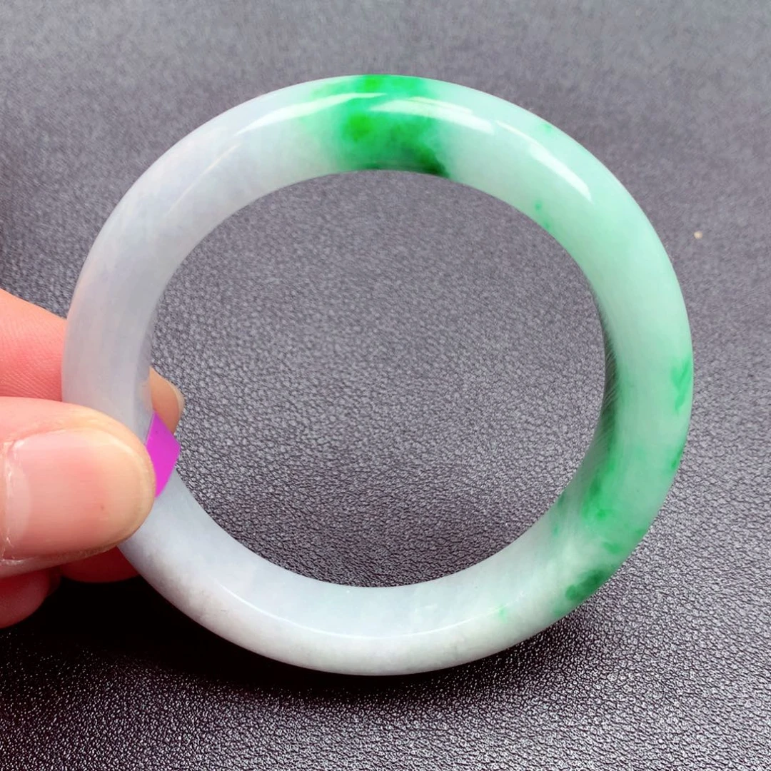 翡翠手镯未镶嵌缅甸翡翠