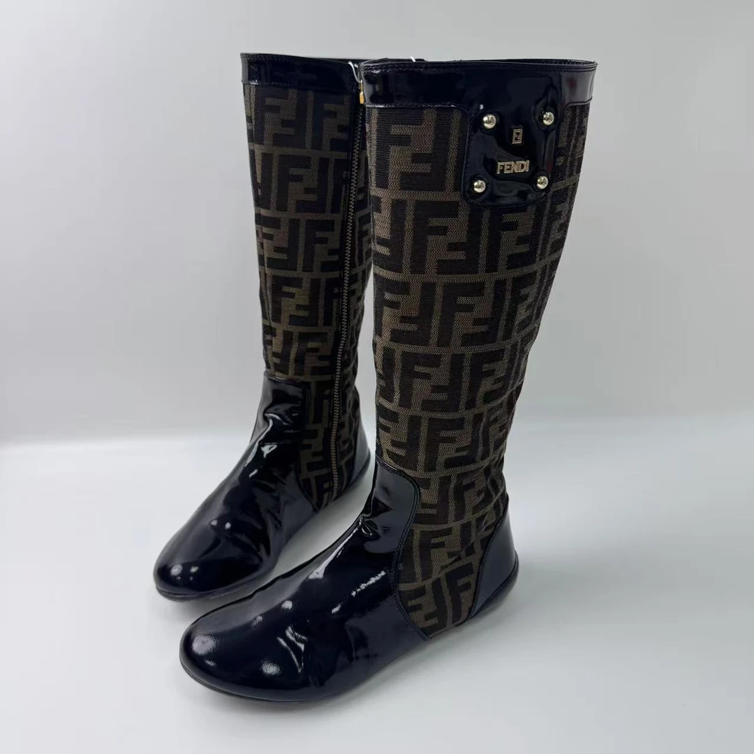 99新 FENDI/芬迪 36码/仔仔女鞋/棕色印花满印金色logo长靴1877