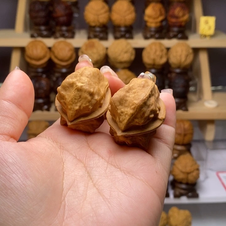 文玩核桃吊坠35甲壳虫