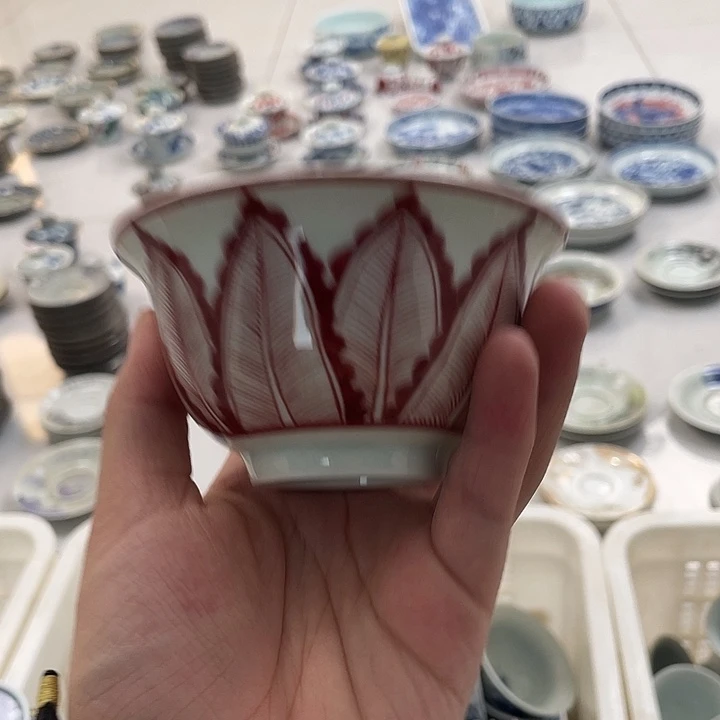 瓷片景德镇釉里红芭蕉叶主人杯