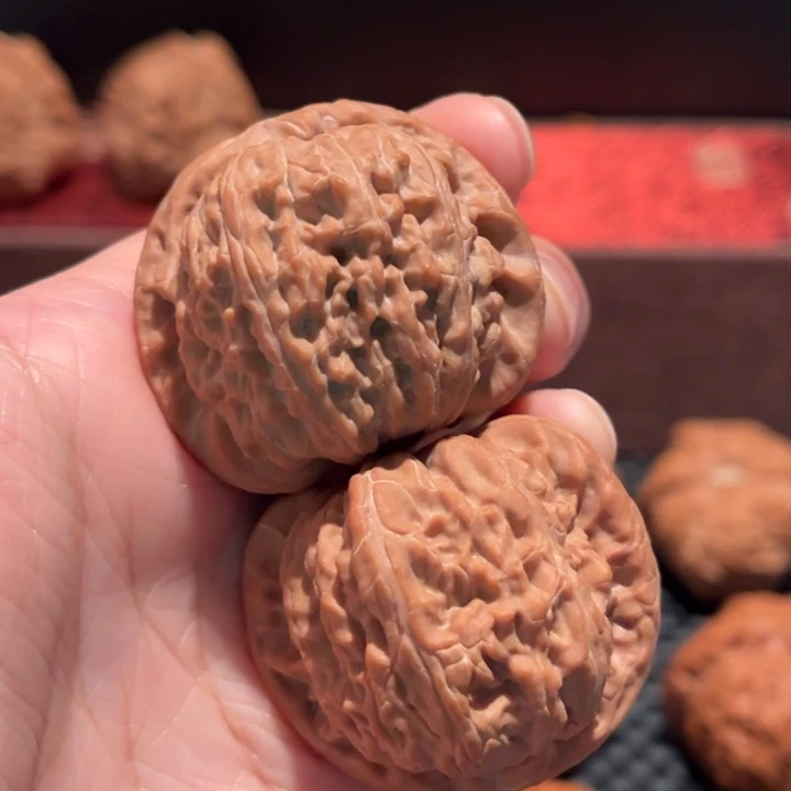 叁***叁文玩核桃吊坠白狮子